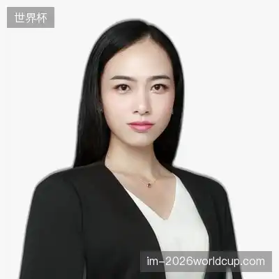侯龙